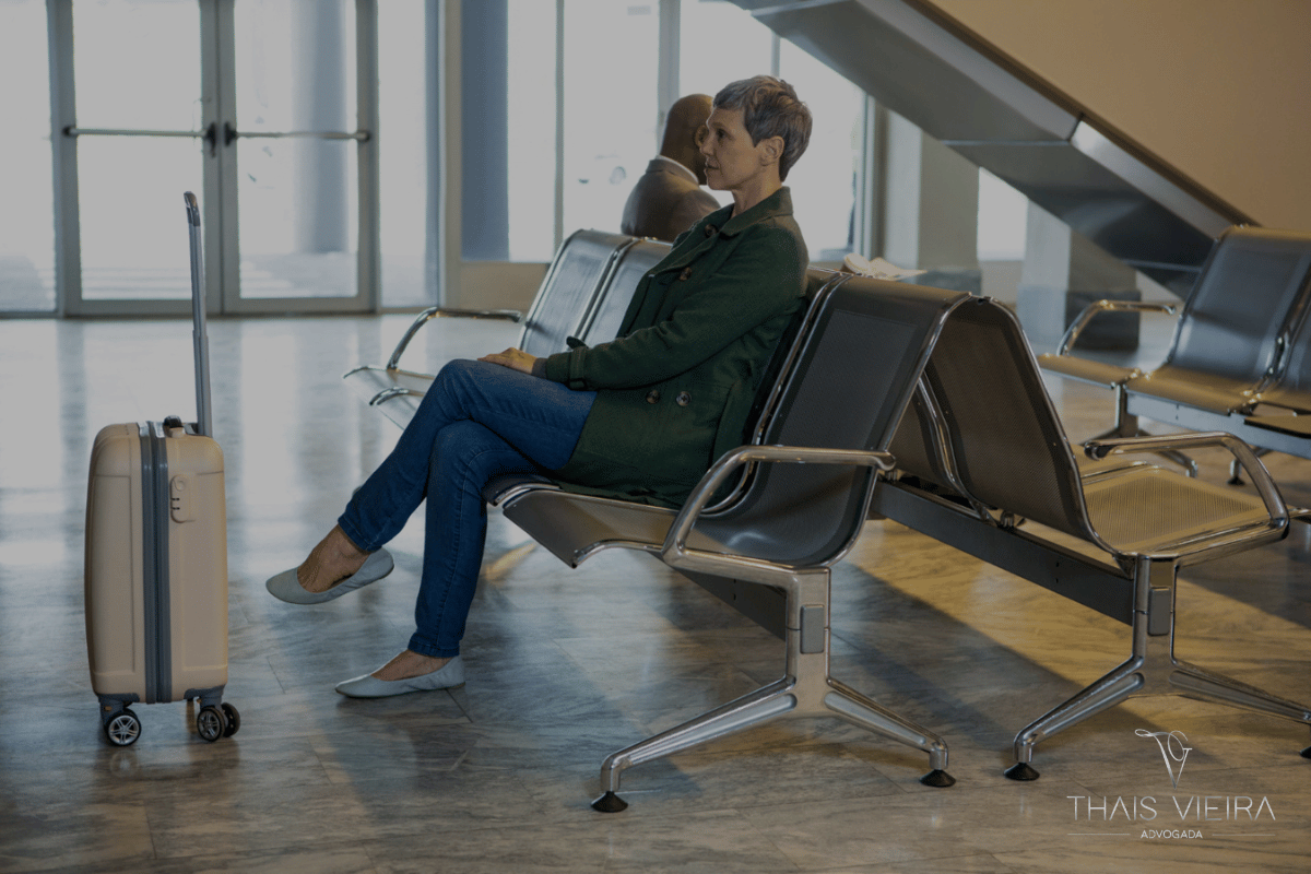 O que acontece quando o voo atrasa mais de 4 horas?